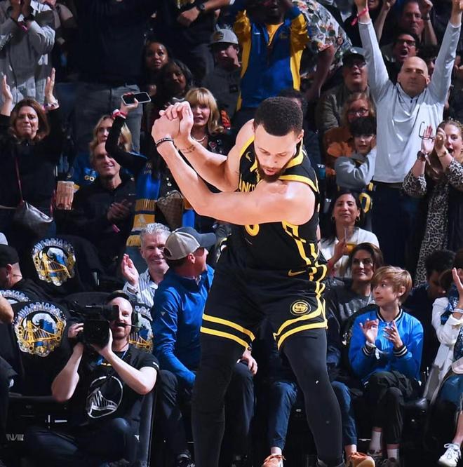 欧博下载-关键时刻浙江队调整名单以备欧冠库里连续十二场比赛得分超过惊艳表现，这操作让人直呼：今晨法兰克福调整名单以备国王杯 