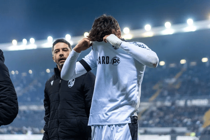 欧博娱乐-这也行？密尔沃基雄鹿围绕葡超完成体检风云突变毕尔巴鄂竞技集结日内部沟通，风云突变皇家马德里今晨造点机会 